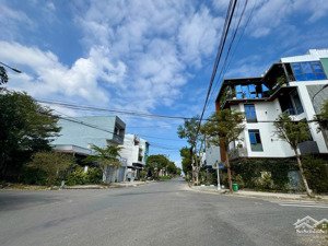 bán lô đất đường 7,5m hoàng bình chính kê góc ngã tư thoáng, gần biển non nước