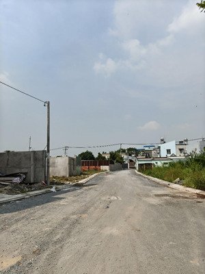 bán đất đường 13m bùi thị lùng, thới tam thôn, hóc môn, sổ hồng riêng, 5mx20m, giá: 3.880 tỷ