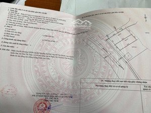 bán đất trục chính xóm máng hoàng tân cổng vào vin