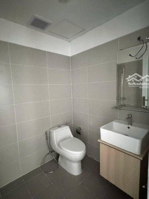 cho thuê âu cơ tower căn 2p ngủ, 2wc, 80m2, chỉ 9tr/th