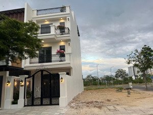 bán nhà 3,5 tầng xây mới full nội thất kđt mỹ gia gói 5-thái hưng nha trang