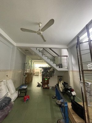 gần chợ tân bình - dt 101m2 - 3 tầng - ngang tận 6x20m nở hậu - chỉ hơn 6 tỷ
