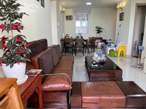 bán căn góc 3pn 2wc full nội thất y hình gần sân bay giá nhận nhà 8.3 tỷ 105m2 tầng thấp