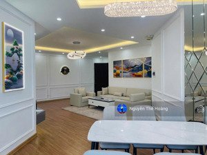 bán ch 3n - 2wc, 151m2 tòa 17t thnc. tầng trung bc đông nam, full nội thất, giá tốt, sổ đỏ sẵn