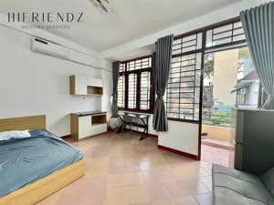 cho thuê căn hộ ban công full nội thất máy giặt riêng - toà nhà thang máy ngay trung tâm quận 5