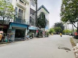 cần bán cắt lỗ gấp trong năm mảnh 42m2 ở thanh trì gần đường cao tốc pháp vân ninh bình nhỉnh 5 tỷ