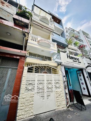 cho thuê nhà hẻm ôtô trần quang diệu, p14, quận 3 (3x20m) trệt 2 lầu st - giá 22 triệu