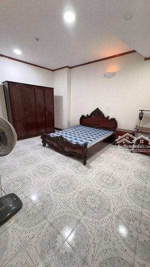 khu kinh doanh sầm uất chu văn an nhà hẻm 8m ,dt 200m,chỉ hơn 25 t,xây chdv siêu lợi nhuận.