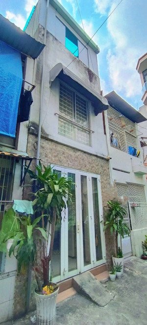 bán nhà 3 tầng, hẻm xe hơi tô hiến thành, quận 10 28m2 giá 5,6 tỷ