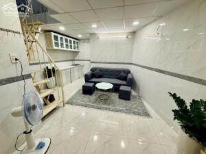 Nhà 2 tầng ở liền, đối diện Sacombank Tây Thạnh, 2.25 tỷ