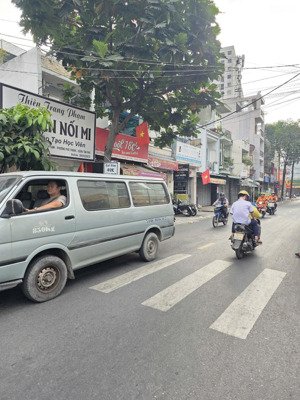 mt thạch lam sát ngã tư văn cao bình long dt 4x19m| giá tốt 10.5 tỷ