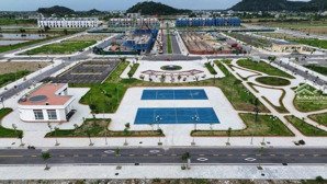 duy nhất 1 lô xẻ khe hướng nam view kênh đẹp nhất khu vực thị trấn tân thanh, hà nam