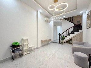 chính chủ cần giảm 210 triệu, giá mới 7.990 tỷ-lê quang định-38 m2 (3,4 11) dòng tiền 22 t