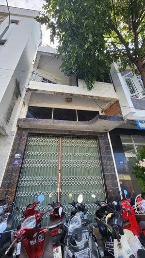 bán nhà mặt tiền lê hồng phong ngay siêu thị coopmart mha trang