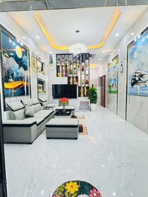 bán nhà tân thới hiệp q12 - 47m2(4.2 x 11 )- 2tầng- hxh- chỉ 4.83tỷ.