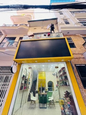 nhà nguyễn ngọc nại thanh xuân cách phố 6m ngõ rộng thông ô tô đỗ cửa 26m 8,7 tỷ