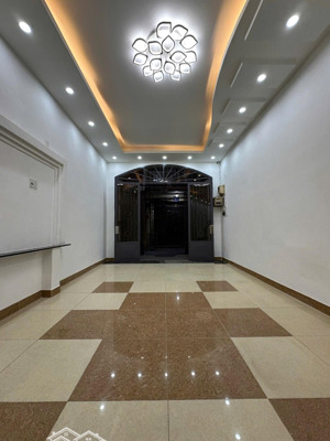 bán nhà 2 tầng btct. âu dương lân, p3, quận 8.hẻm 3,5m cách hxh 30m. 4,1m x 16m.nh 4,3m.chỉ 7,8 tỷ