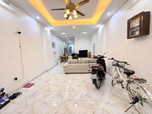 bán nhà xuân phương 42m2 - 6 tầng thang máy - phân lô vỉa hè ô tô tránh - 15 tỷ