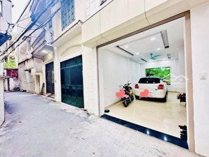 bán nhà lô góc gần phố 11 tỷ 40m 5 tầng mặt tiền 5m gara ô tô xuân la tây hồ.