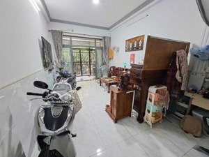 phú nhuận, gần phan đình phùng, 55m2, ngang 4m,1 trệt 1 lầu, gần hẻm xh, nhỉnh 7 tỷ