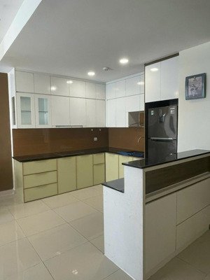 bán căn hộ 2pn, 1wc tại chung cư 312 lạc long quân, 3,39 tỷ, 70m2, giá ưu đãi