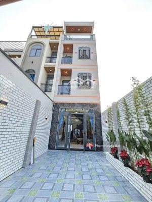 siêu phẩm nhà mới đón tết gần chợ đầu mối thủ đức, nhà đẹp 4 tầng full nội thất