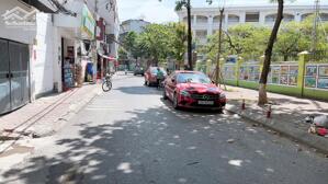 NHÀ PHÂN LÔ NGUYỄN VĂN CỪ 45M, 6T, MT6M, Ô TÔ TRÁNH, CÓ Ô CHỜ THANG MÁY, ĐA TIỆN ÍCH.