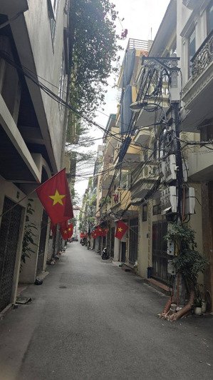 bán nhà bà triệu hà đông dt 51m x 2t x mt 3,3m giá 13,5 tỷ có thương lượng