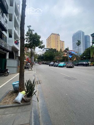 bán nhà mp trương công giai cầu giấy dt 32m x c4 x mt 3,2m giá 19,5 tỷ có thương lượng