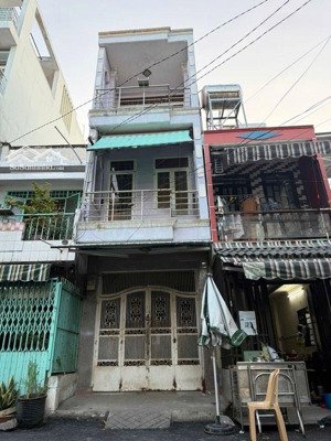 6 tỷ 2, 53m2, 3 tầng btct, hẻm 8m võ văn kiệt, quận 6