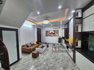 chỉ hơn 9 tỷ - nhà bồ đề long biên. gần 50m2 - 6pn - đủ công năng. vỉa hè - phân khúc đầu tư