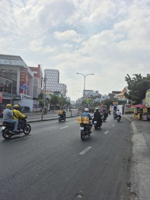 nhà phố 170m2 tại phan đăng lưu, 36 tỷ, 6pn, 4wc, phú nhuận, hcm