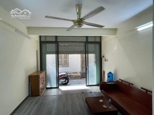 bán nhà hẻm nam kỳ khởi nghĩa phường võ thị sáu, quận 3 - dòng tiền thuê 10trtháng.
