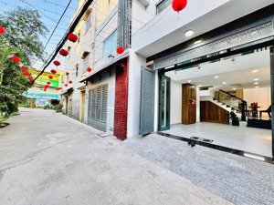 bán nhà riêng - 1 căn ra mt đường chợ lớn p11 q6- 70m - chỉ 8,3 tỷ