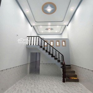 cho thuê nhà mới sạch sẽ 4x16 có gác lửng 2/ đường lk 56