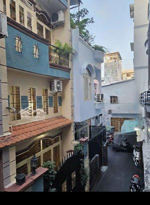 nhà đẹp phan xích long - 3 tầng - 62m2 sd - sát quận 1 - phù hợp vào ở ngay - 5.x tỷ tl