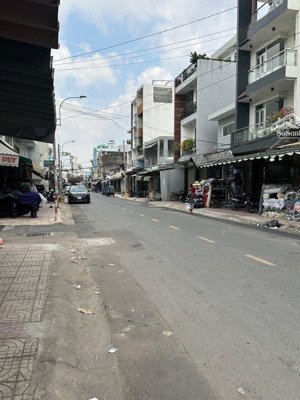 siêu phẩm 4 tầng ngang 6m bề thế gần aeon mall tân phú hẻm 8m xe hơi tránh nhau. kinh doanh tốt