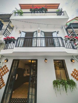 nhà 3 tầng 3pn kiến trúc sư thiết kế siêu đẹp ngay phạm văn chiêu gò vấp - hẻm 3m sạch sẽ full nt