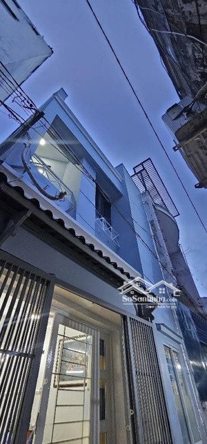 nhà 2 tầng btct. ngay trung tâm quận 7. kdc himlam, kiều đàm, cầu nguyễn khoái. 4,4 x 12.