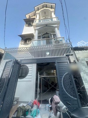 hàng hiếm - nhà đẹp hẻm kinh doanh thông trương thị hoa - q12-ngang đỉnh 5m - 4 tầng kiên cố - f