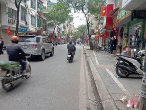 mặt phố lô góc thụy khuê -tây hồ -59m -mặt tiền 5,3m -vỉa hè 3m -ô tô tránh kinh doanh 24/7-hiếm