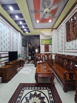 mặt tiền kd sầm uất gần đại siêu thị aeon tân phú, 4 tầng, 5pn, nội thất xịn chỉ 8tỷ2