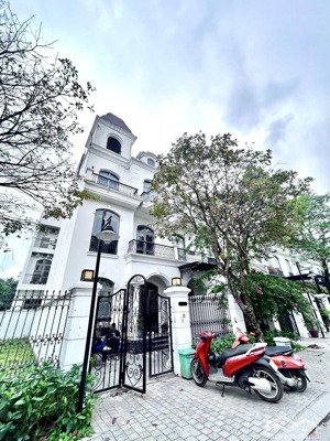 liền kề vinhomes riverside - phong lan - 98m x 4 tầng - 2 mặt thoáng - kd - giá: 35.5 tỷ (tl)