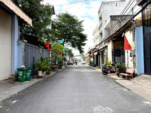 nhà lê văn quới , 80m2 , gần mặt tiền kinh doanh - 3 tầng chỉ 7.5 tỷ