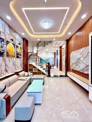 bán nhà 4 tầng mới xây dựng đường lã xuân oai - 6,8 tỷ