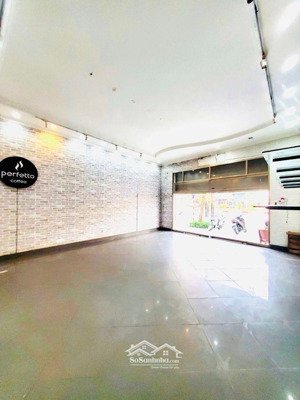 mặt phố văn cao, ba đình -90m -6 tầng thang máy -mặt tiền 6m -lô góc 2 mặt tiền sát hồ tây, vip