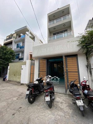 cho thuê nhà nguyên căn phú nhuận nội thất đầy đủ, vào ở ngay