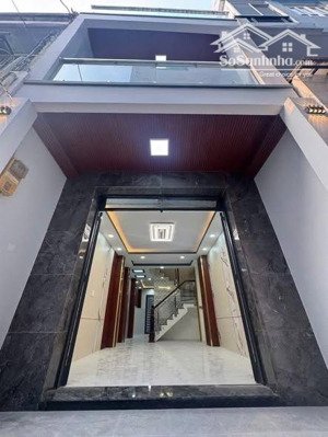 6tỷ150 tl ngay chủ nhà dạ nam, p2, q8, 3,5 x 13m (2 lầu) cách hẻm xe hơi 20m