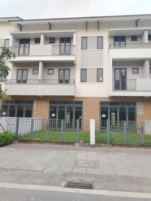 shophouse 120m2 nhỉnh 8 tỷ, đường 15.2m - ngay tâm điểm ga metro trung mầu, giáp sun phù đổng