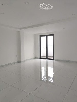 cho thuê nhà kdt phúc đạt 5*20m, có 5 pn có thang máy